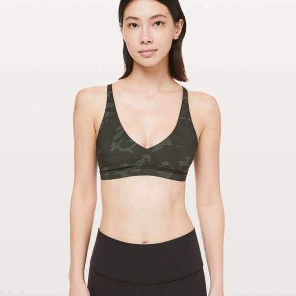 Lululemon Freely Flexed Bra in Incognito Camo Multi Gator Green/Black. Size 6 - Picture 1 of 10